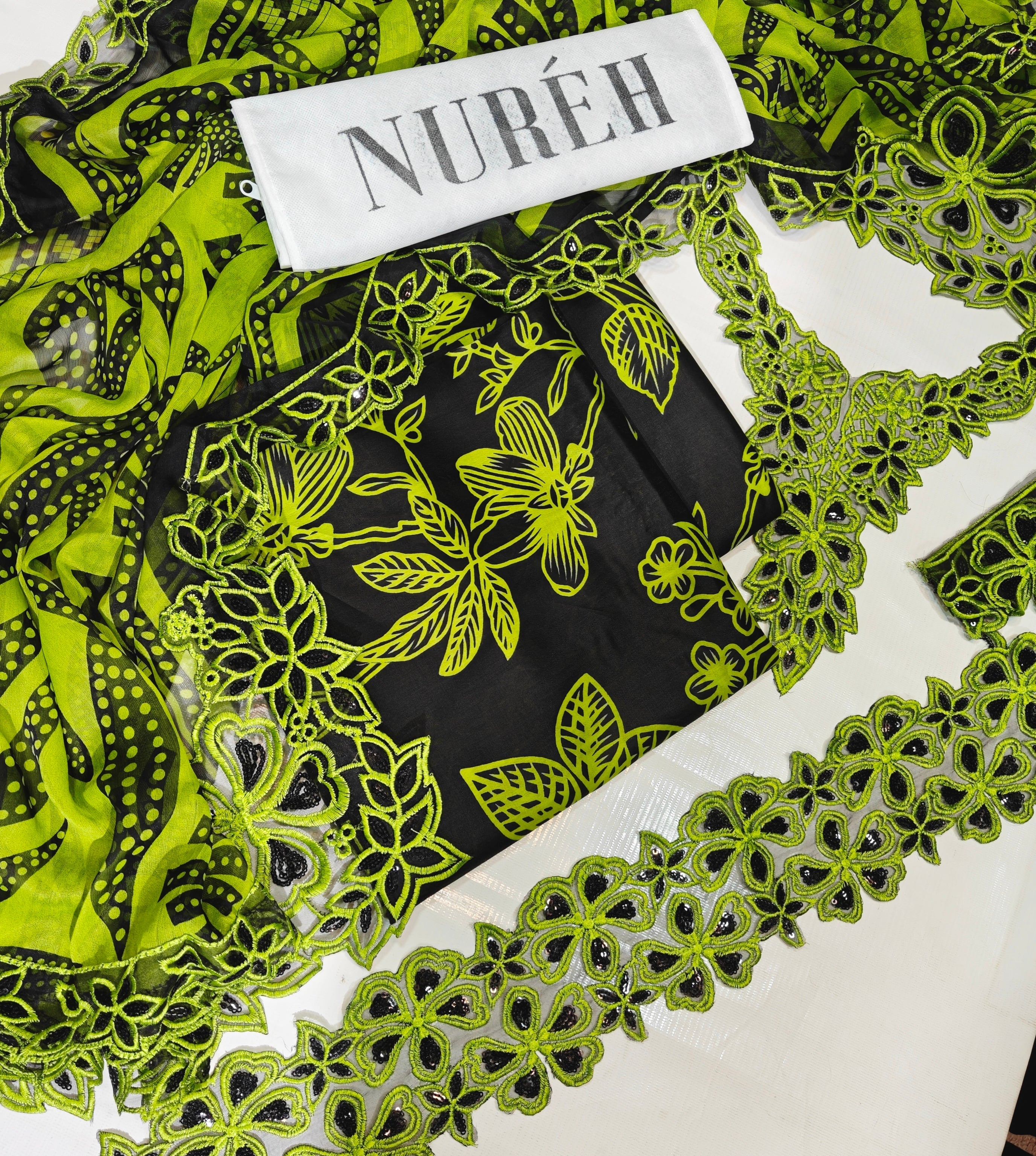 Nureh Printed Embroidered Lawn 3PC Memon Clothes